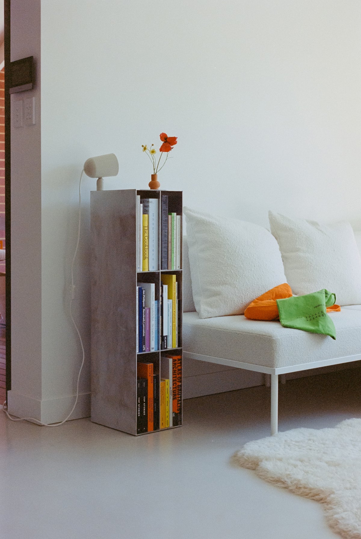 GRID SHELF 2X3 by DISORDINARY